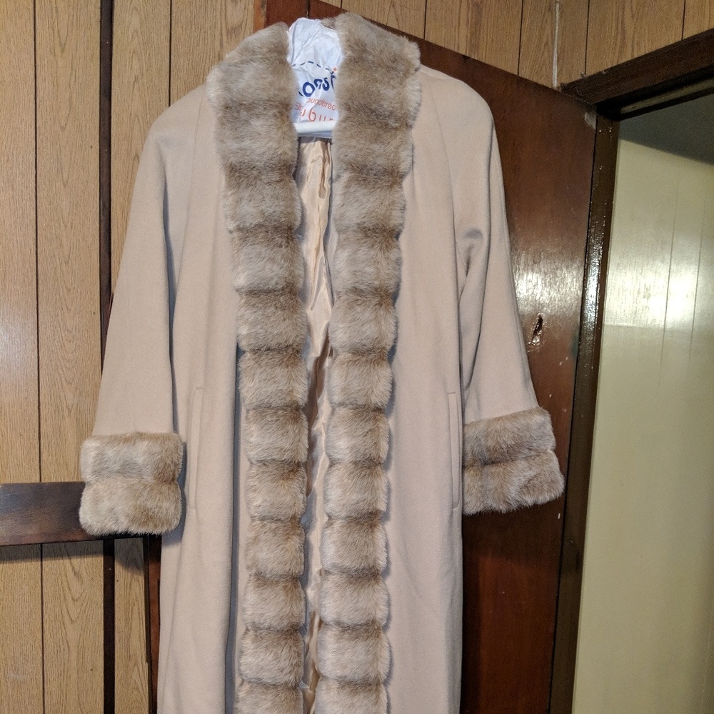 Women Large Coat